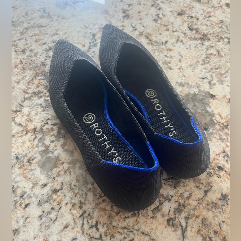 Black Rothy’s